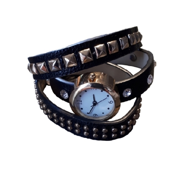 Black wrap watch - Picture 2 of 3